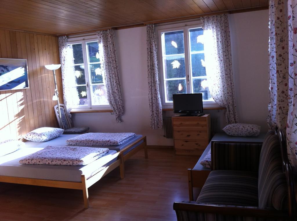 Gasthof Am Bach Bed and Breakfast Boltigen Værelse billede